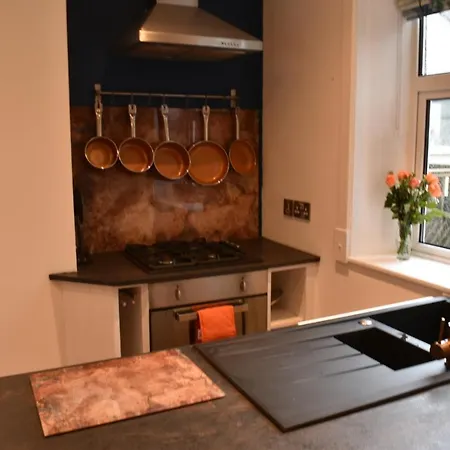 The Cheltenham, Stylish 1-bed Victorian